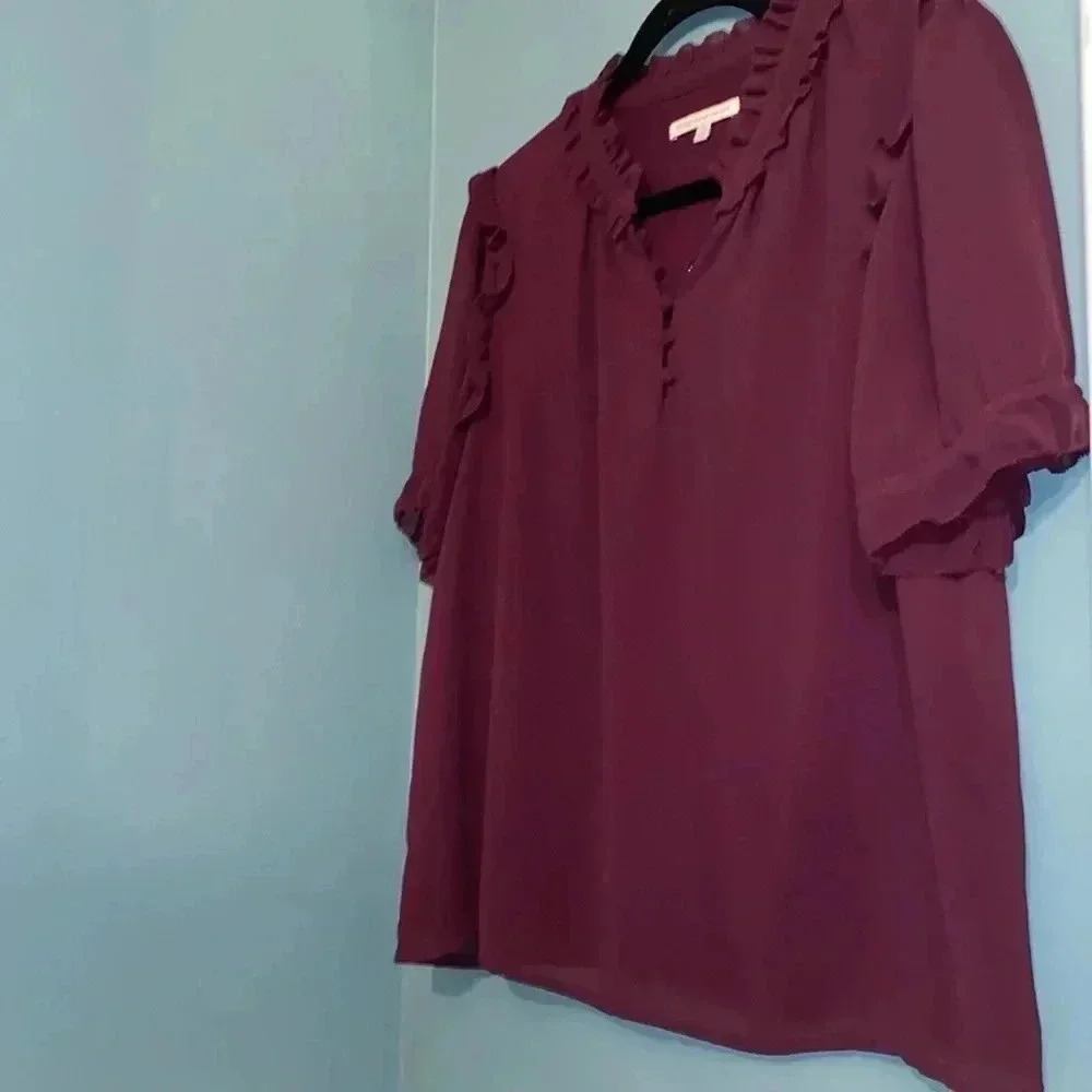Rebecca Minkoff purple blouse - large - short sleeve - ruffle detail - Picture 3 of 6
